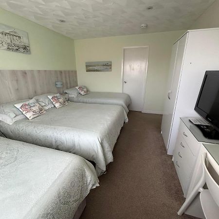 Leeward House B&B ゴスポート エクステリア 写真